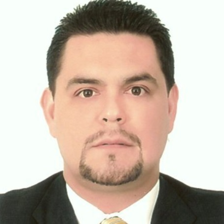 Edmundo Lizarzaburu Bolaños